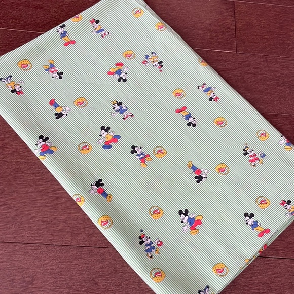 Vintage Mickey Mouse Crib and Flat Sheet - Picture 1 of 4